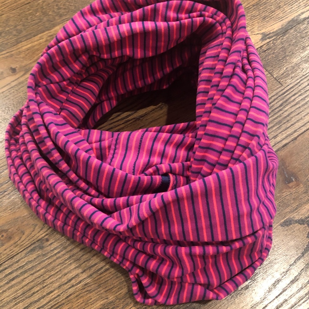 Lululemon Vinyasa Scarf in Purple/Pink Stripe